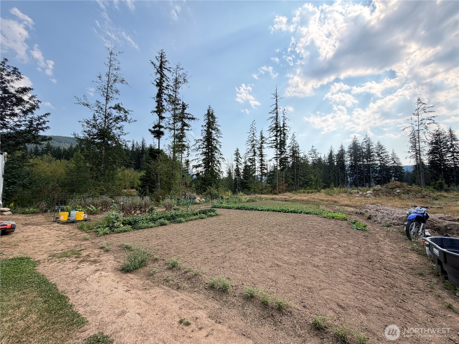 6485 S Pass Road Property Photo 3