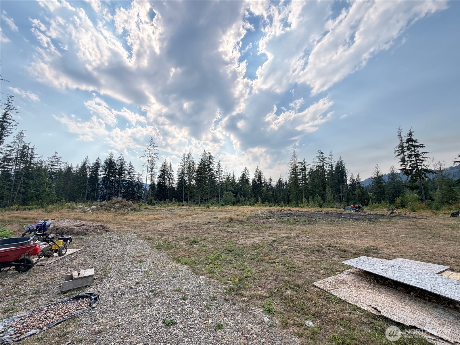 6485 S Pass Road Property Photo 4