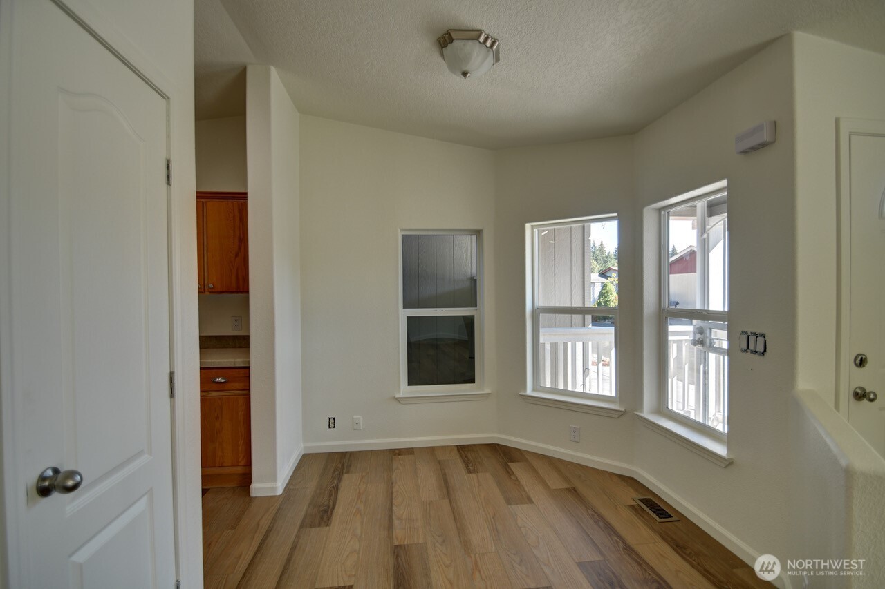 5323 W Eagle Lane Property Photo 6