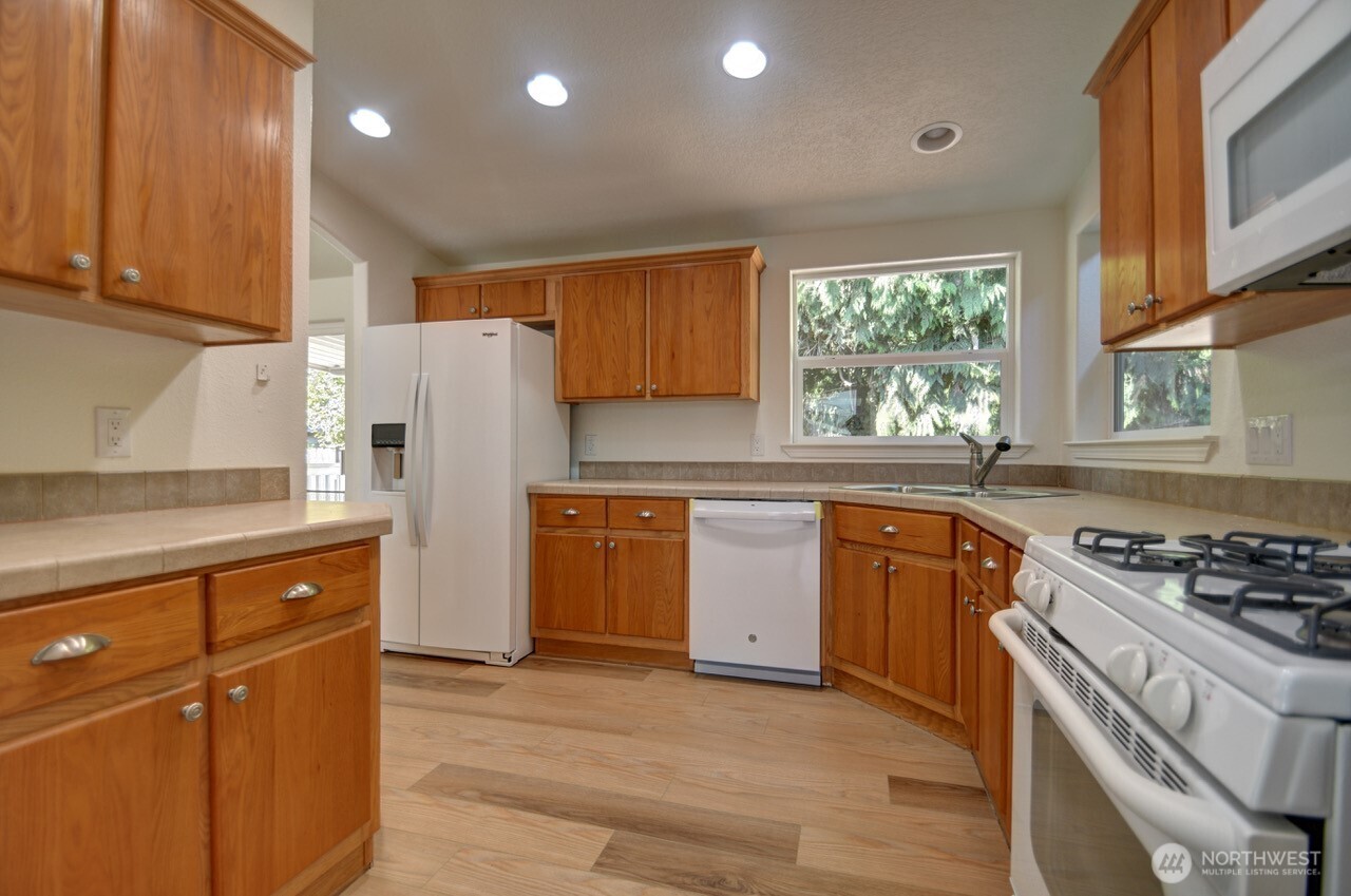5323 W Eagle Lane Property Photo 8