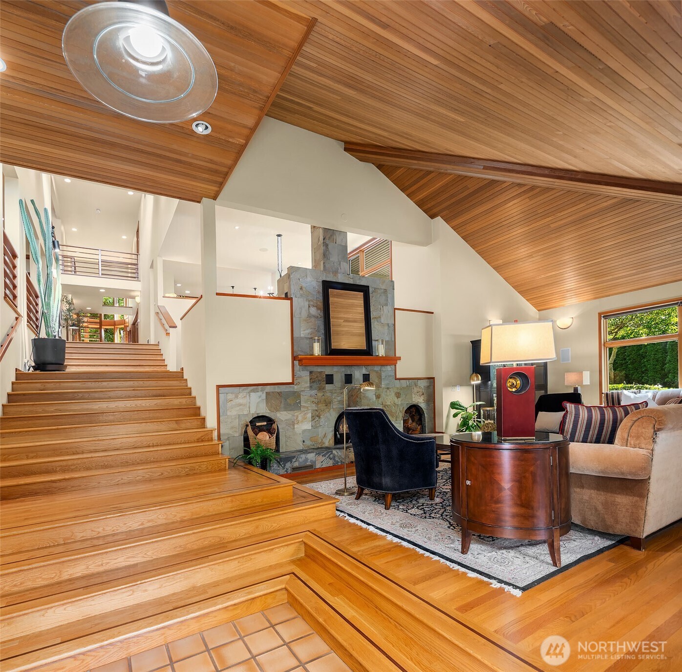 4330 W Cramer Street Property Photo 6