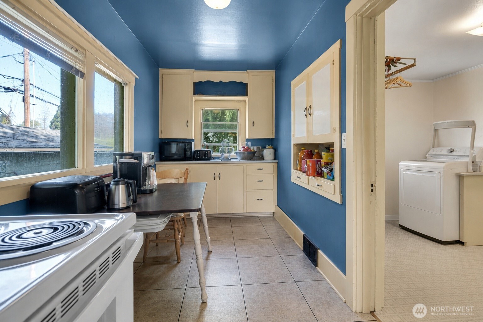 1002 21st Street Property Photo 9