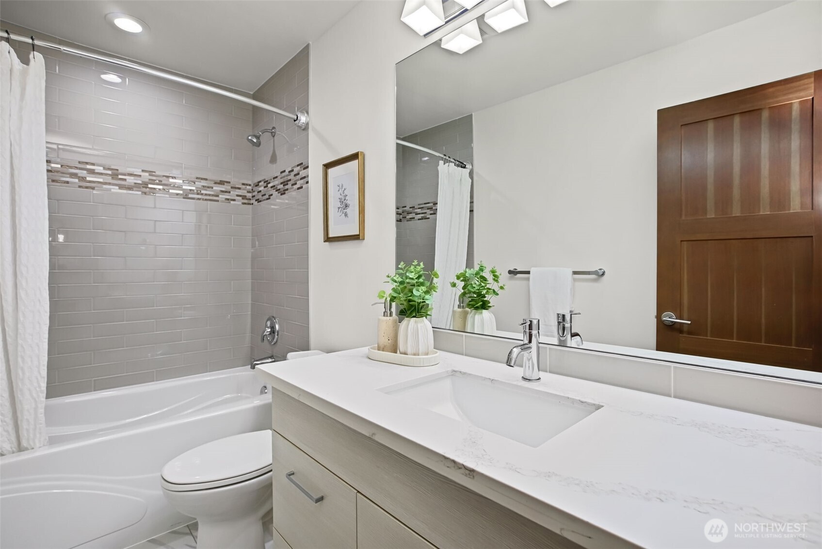 4812 S Frontenac Street Property Photo 24