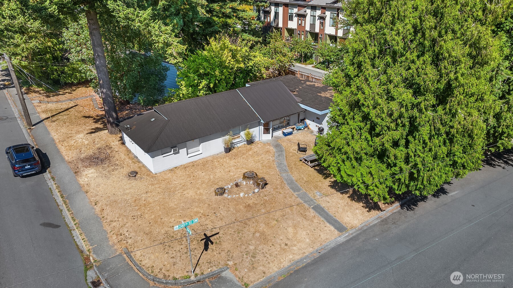 5507 240th Street Property Photo 7