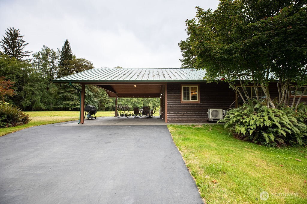 2298 Undie Road Property Photo 18