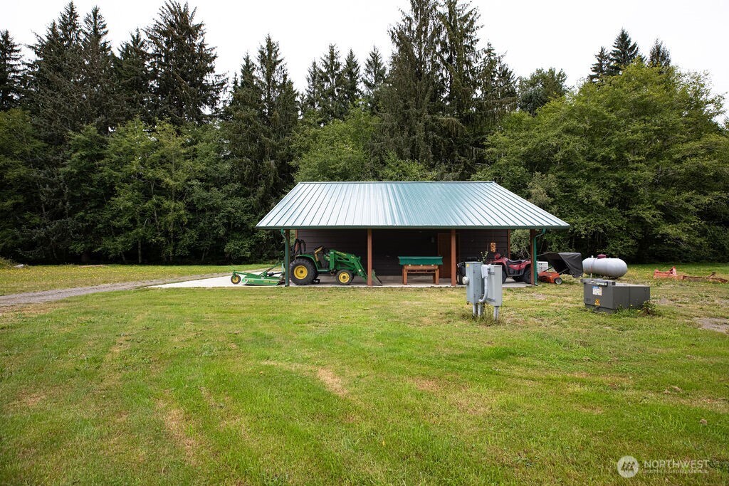 2298 Undie Road Property Photo 24