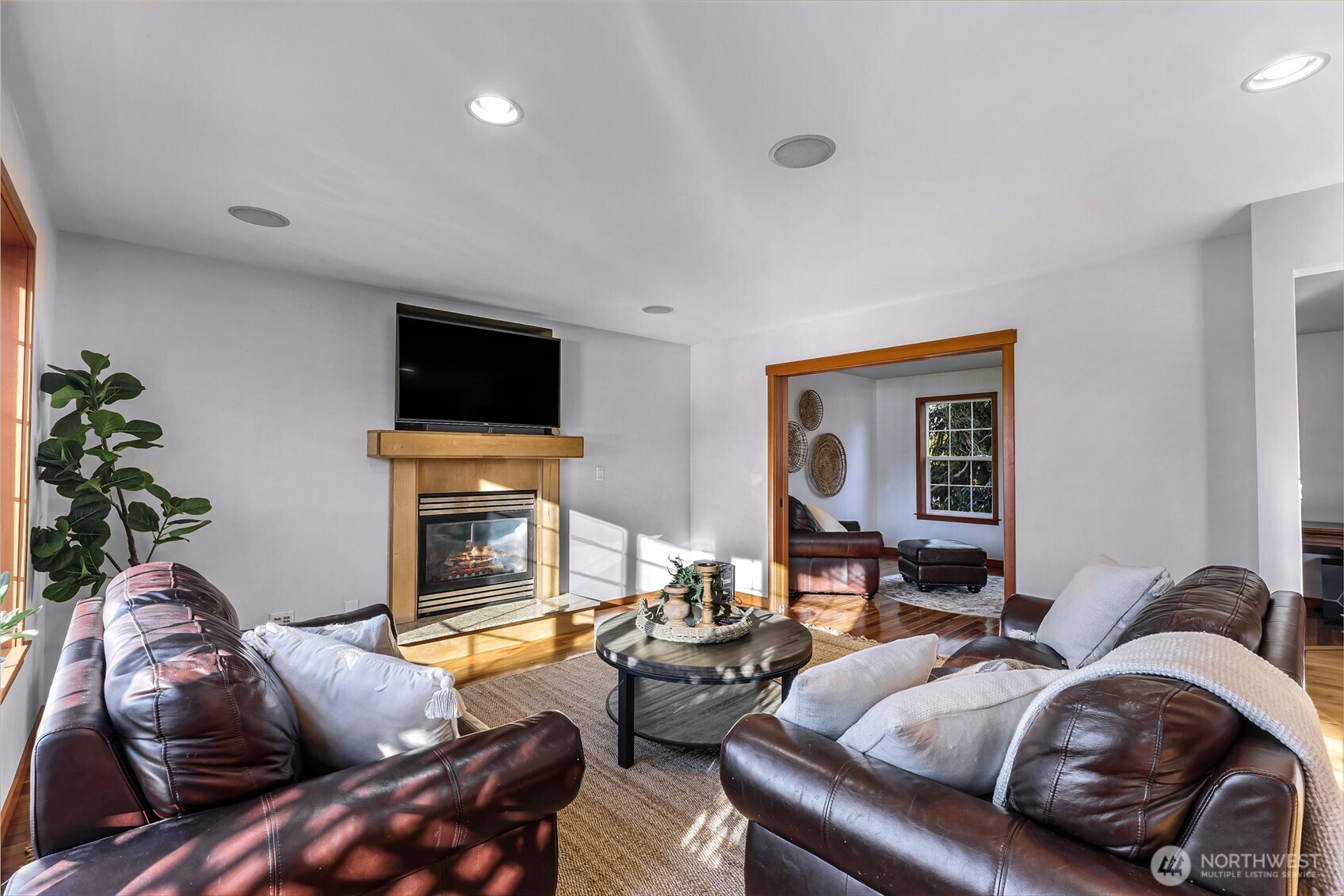 3395 Mack Road Property Photo 14