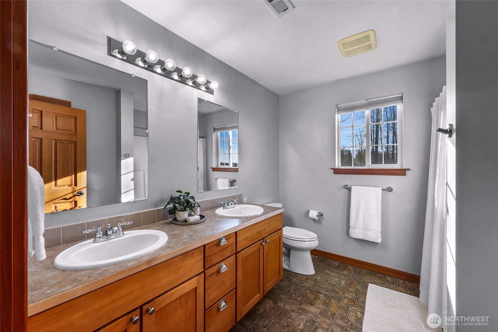 3395 Mack Road Property Photo 32