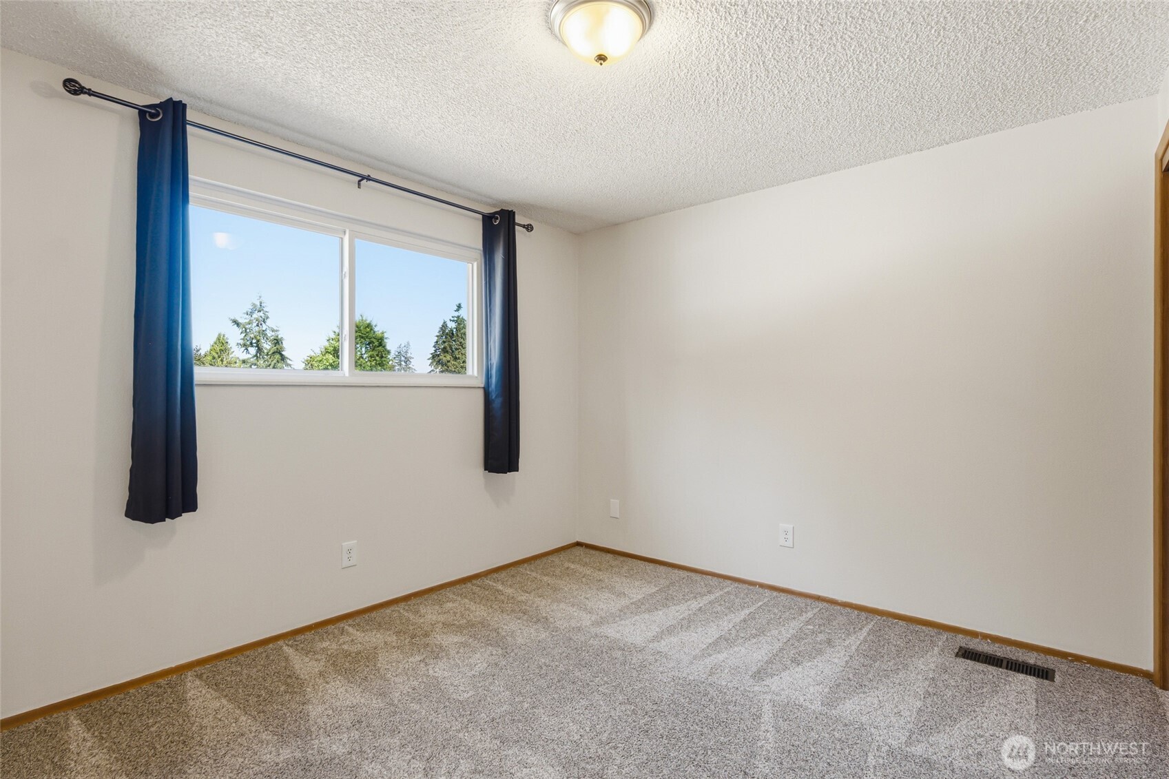 7804 Bobcat Drive Property Photo 17