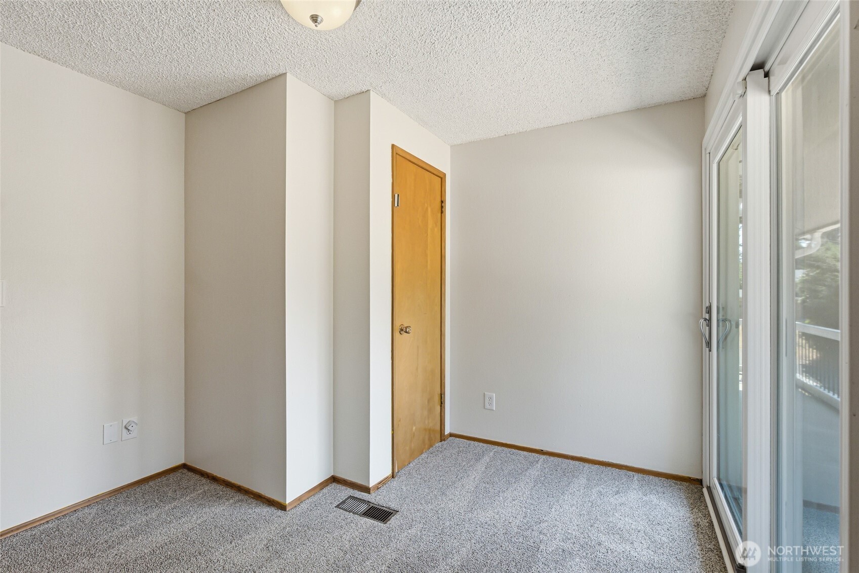 7804 Bobcat Drive Property Photo 21
