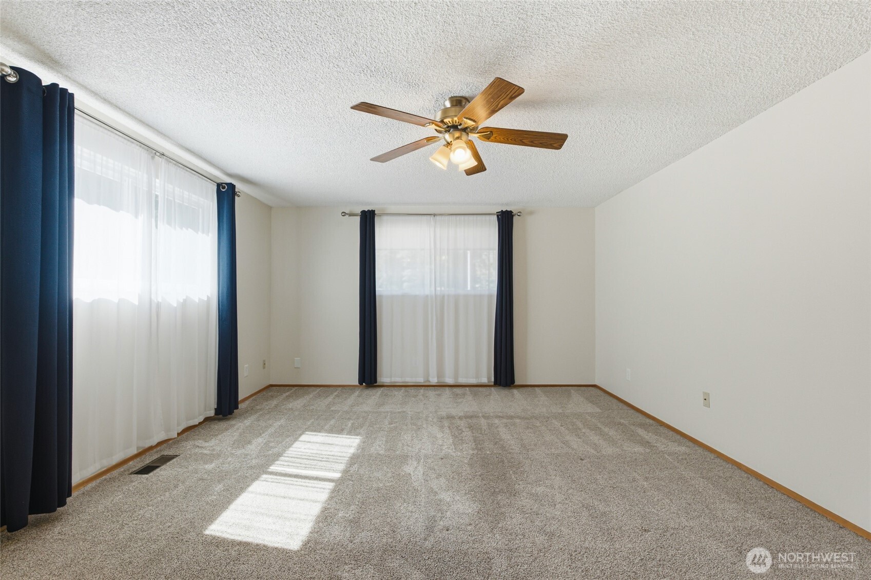 7804 Bobcat Drive Property Photo 27