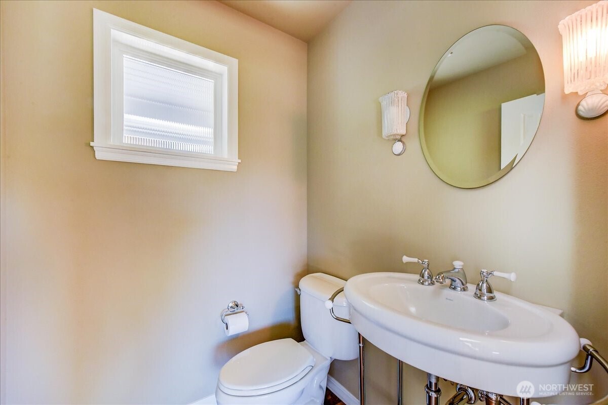 8170 Cultus Drive Property Photo 20