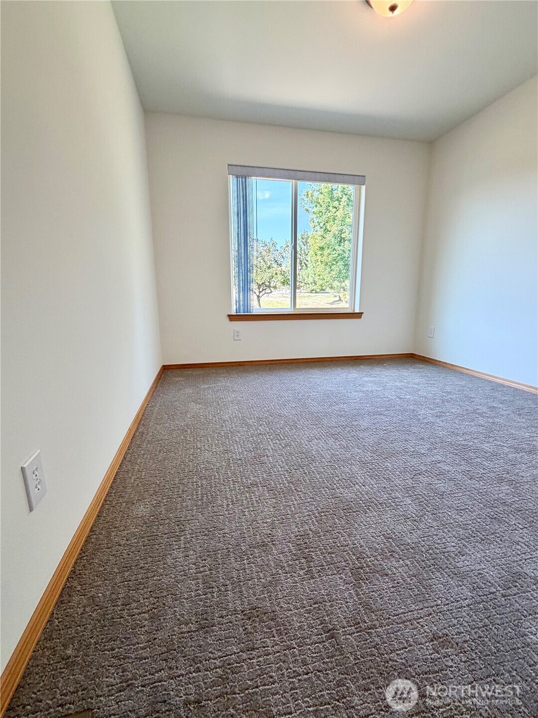 91 Fieldstone Court Property Photo 21