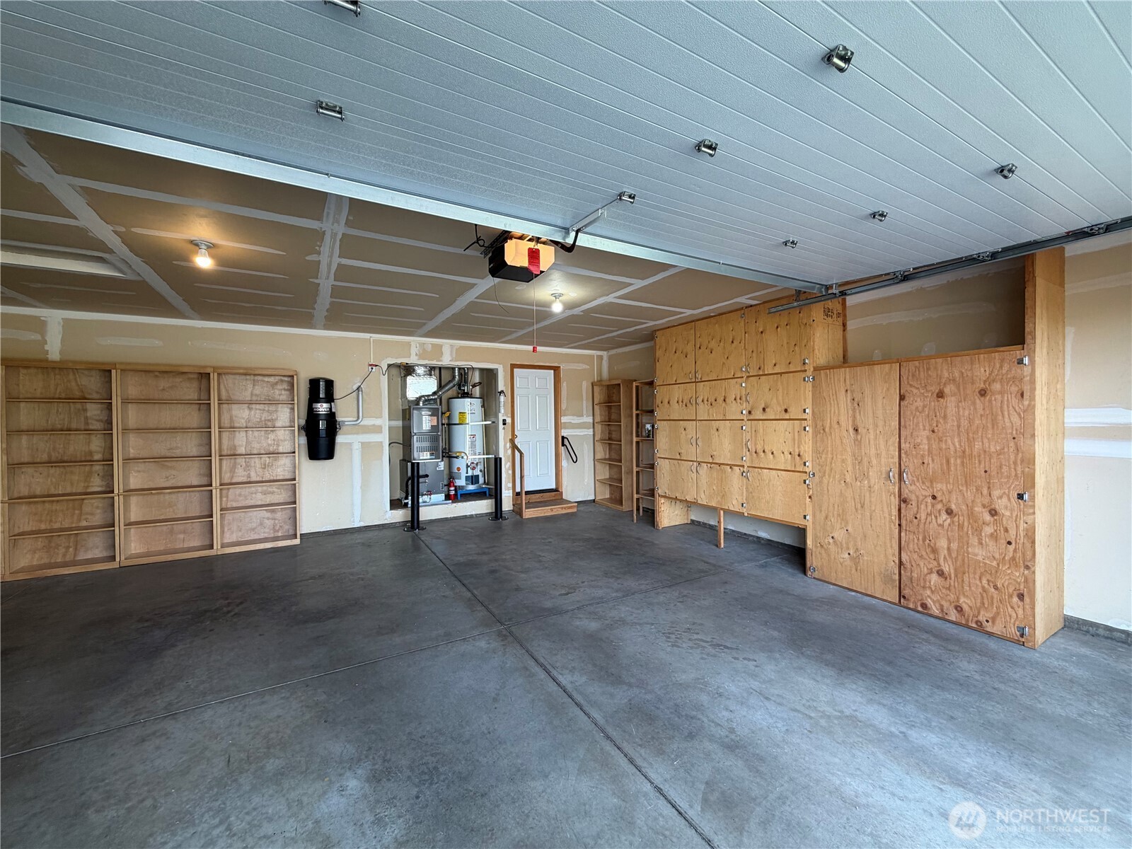 91 Fieldstone Court Property Photo 29