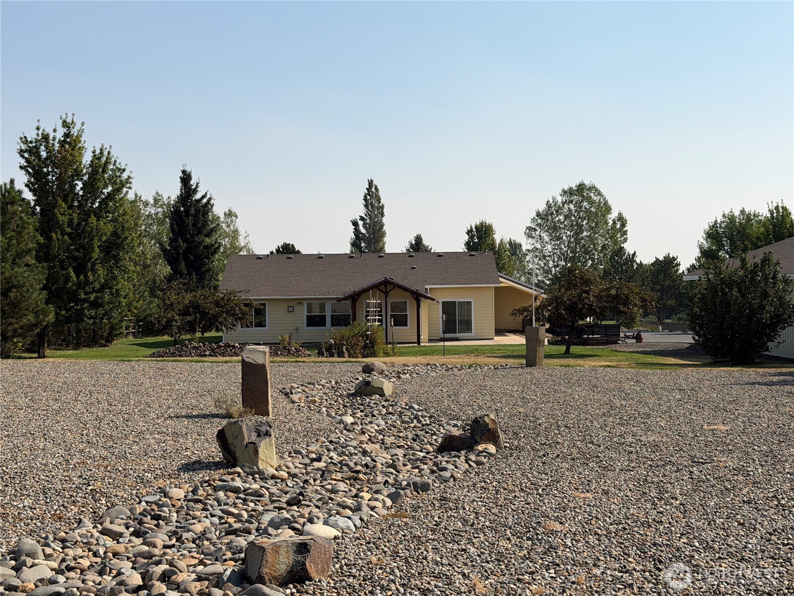 91 Fieldstone Court Property Photo 32