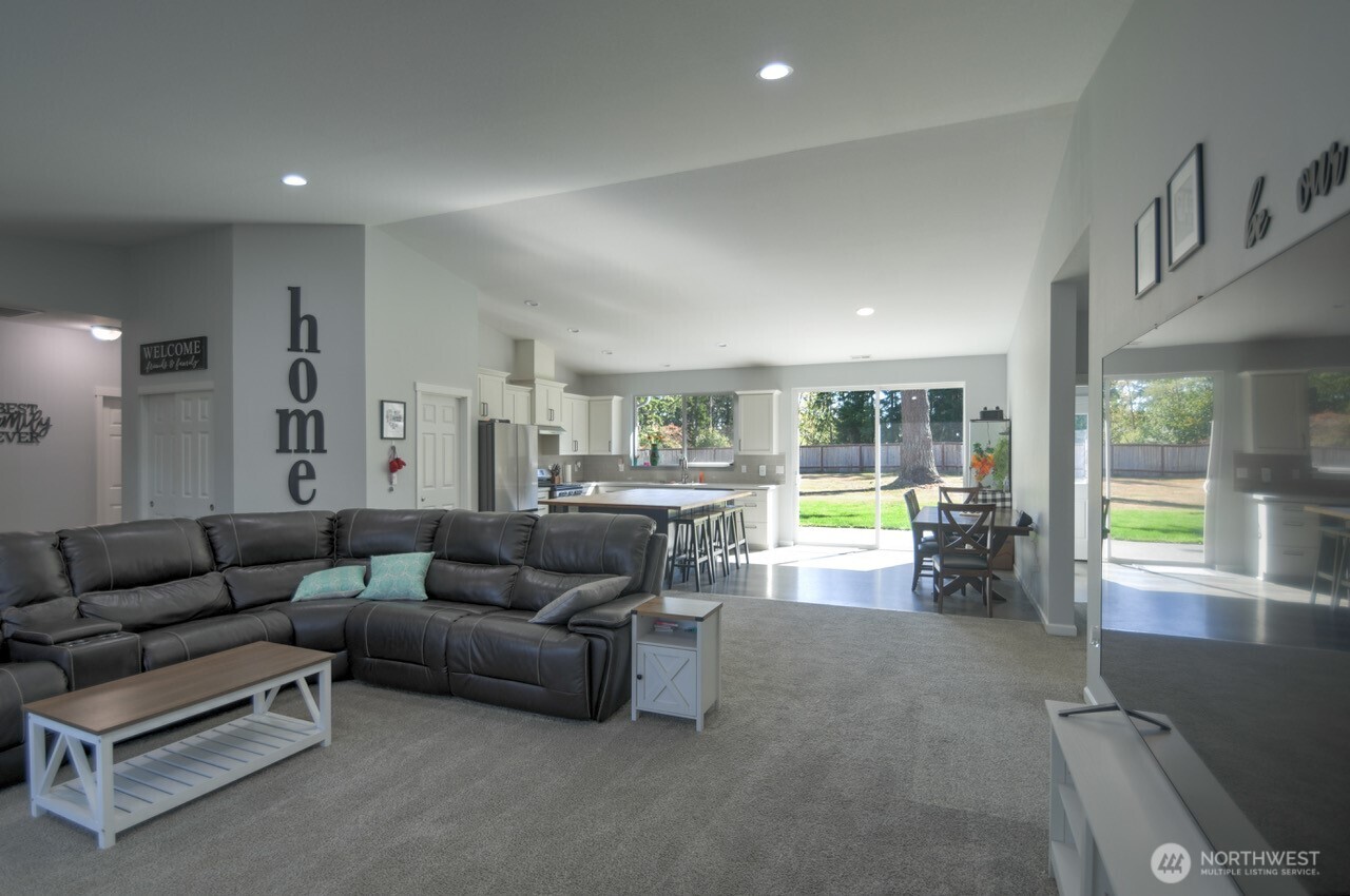 14120 Englund Lane Property Photo 11