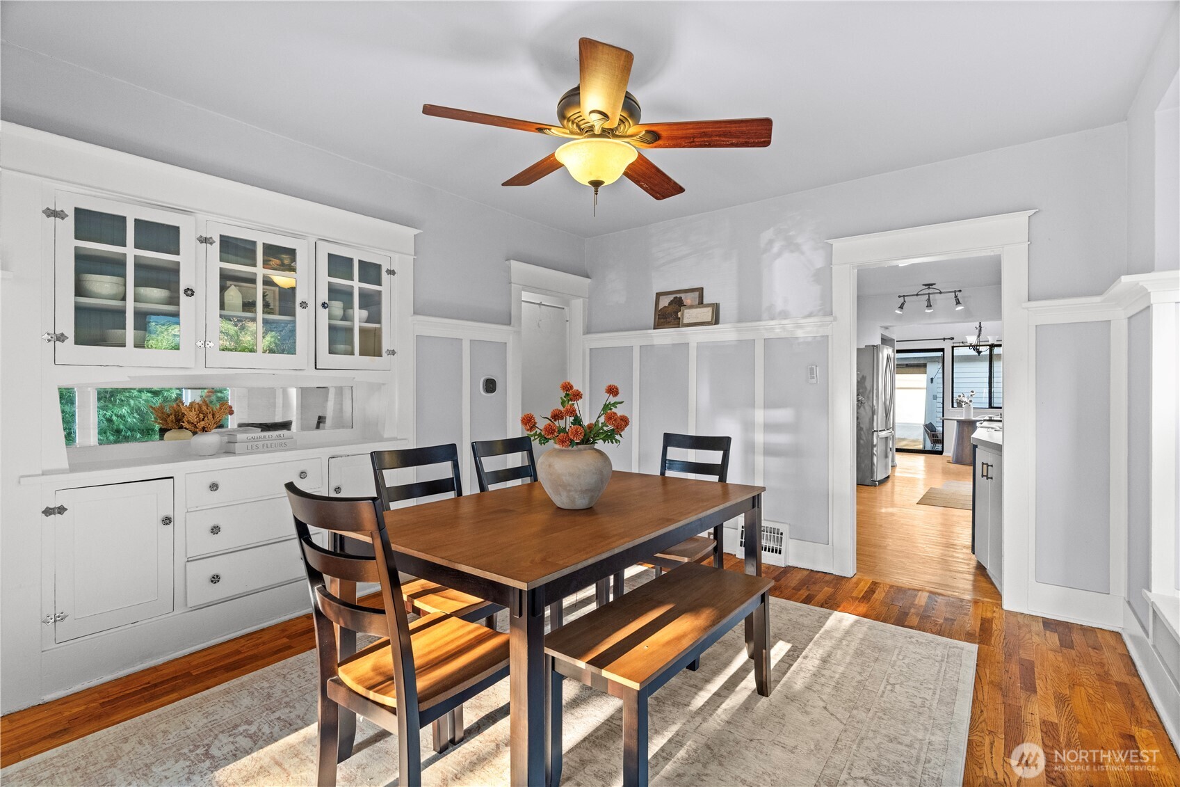 631 N Steele Street Property Photo 14