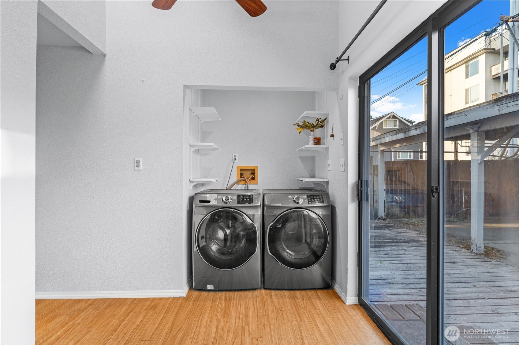631 N Steele Street Property Photo 23