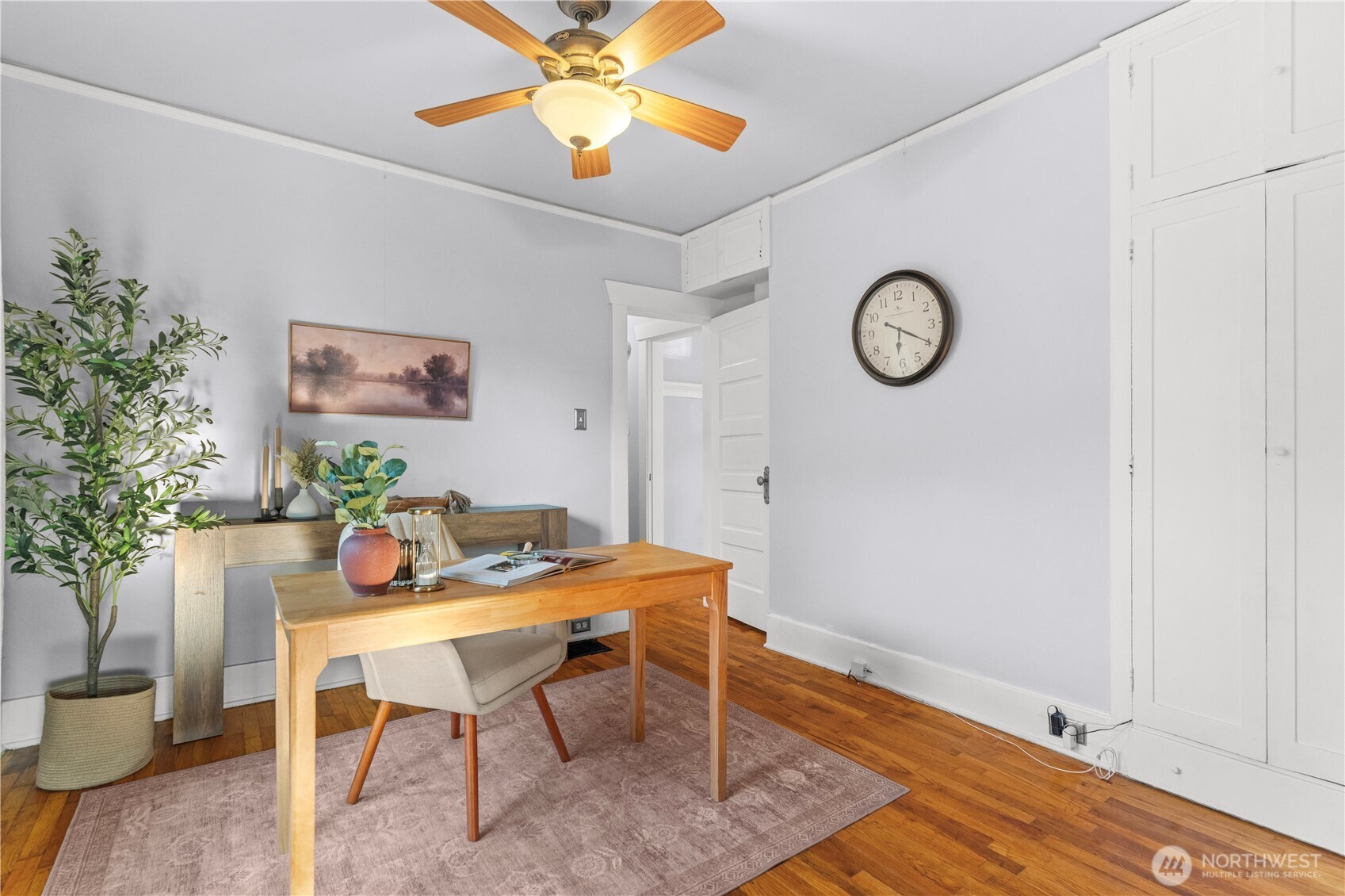 631 N Steele Street Property Photo 30
