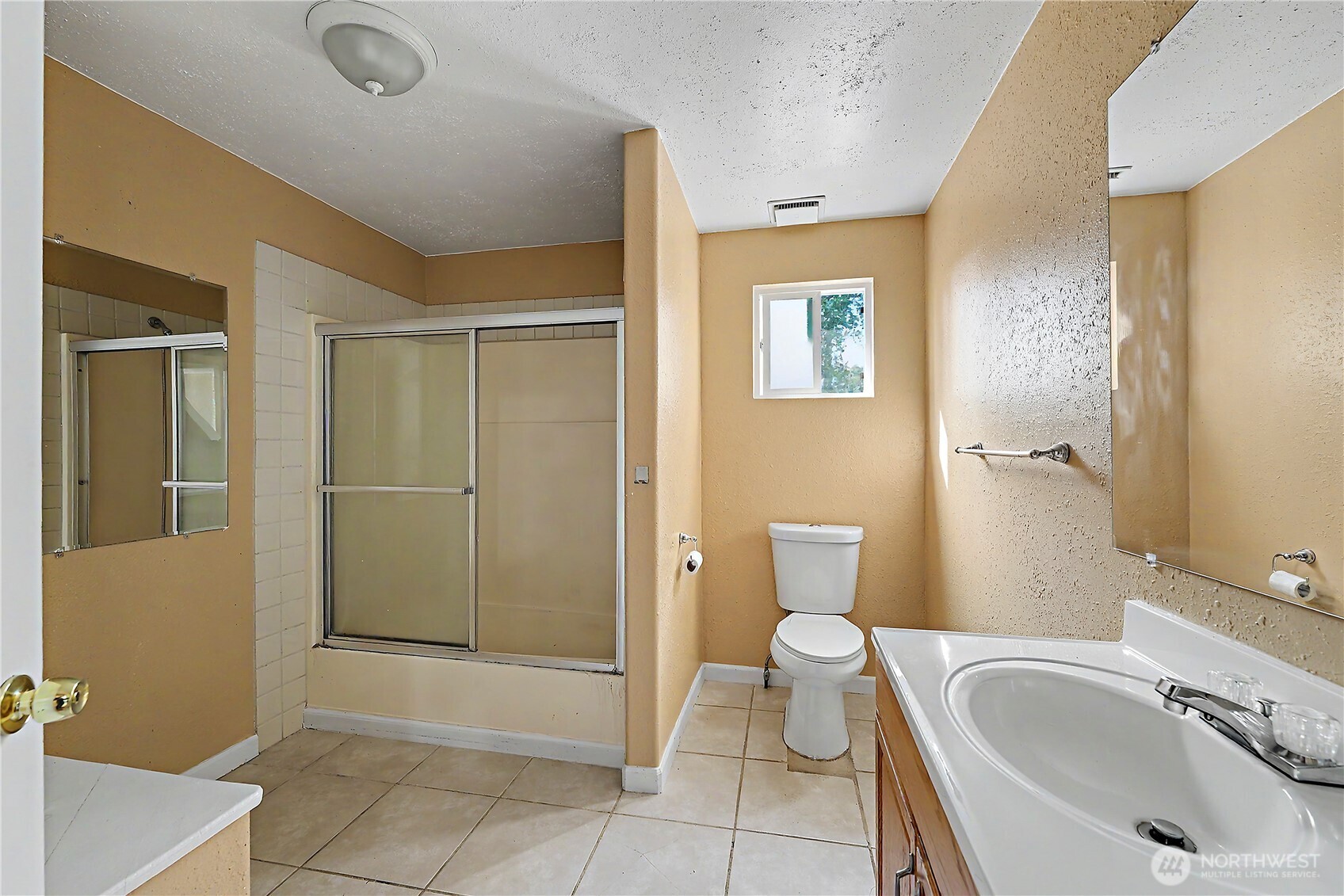25010 Morgan Street Property Photo 13