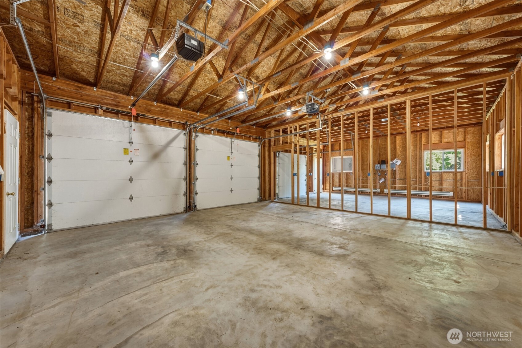 121 Chateau Lane Property Photo 6