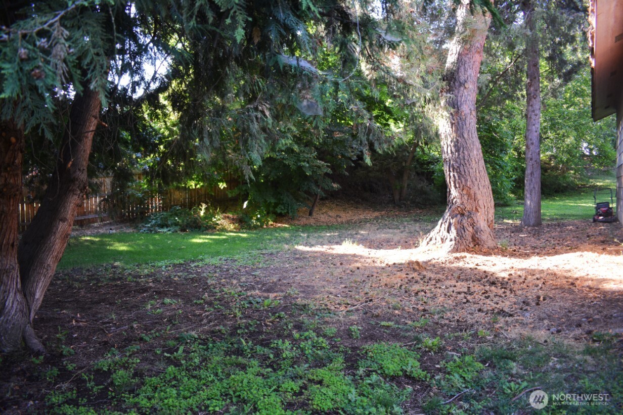 121 Chateau Lane Property Photo 14