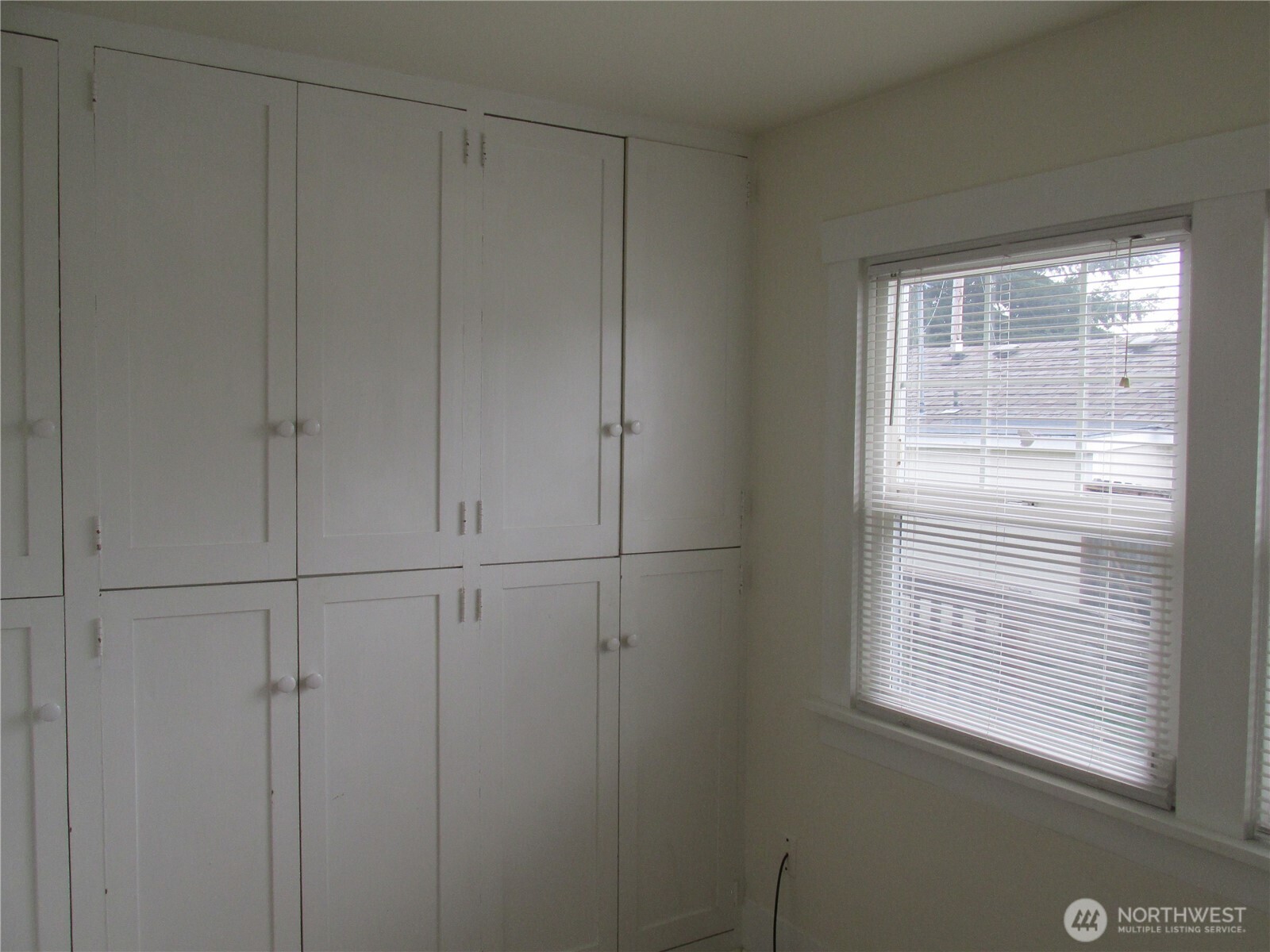 110 E Hazel Avenue Property Photo 9