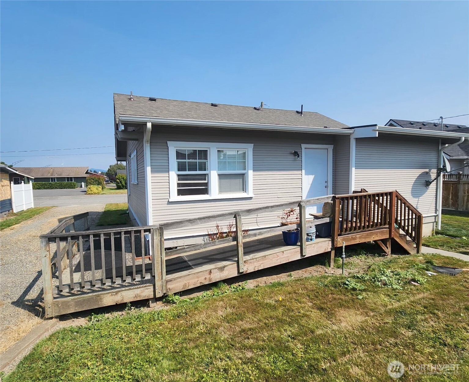 110 E Hazel Avenue Property Photo 16