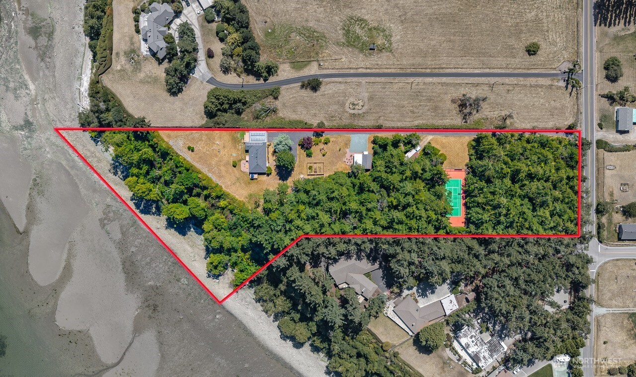 1526 Scenic Heights Road Property Photo 3