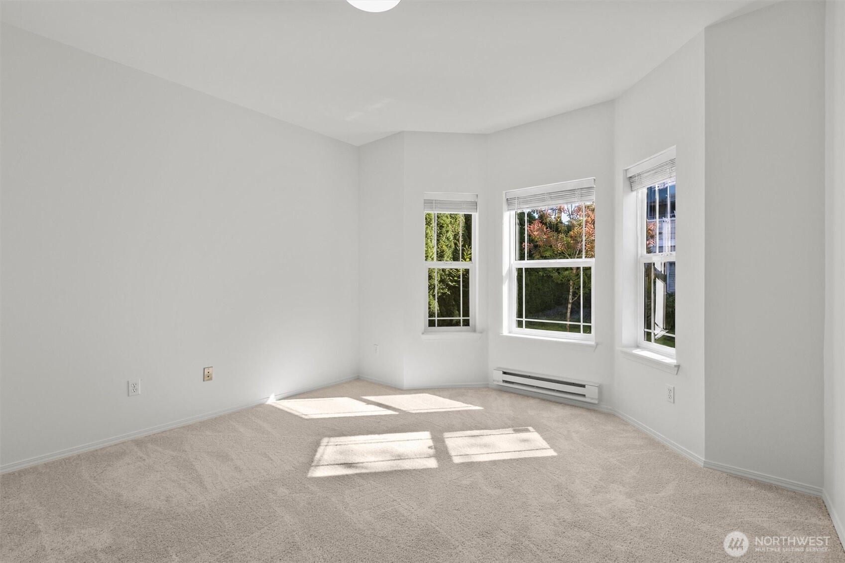10025 9th Avenue E102 Property Photo 14