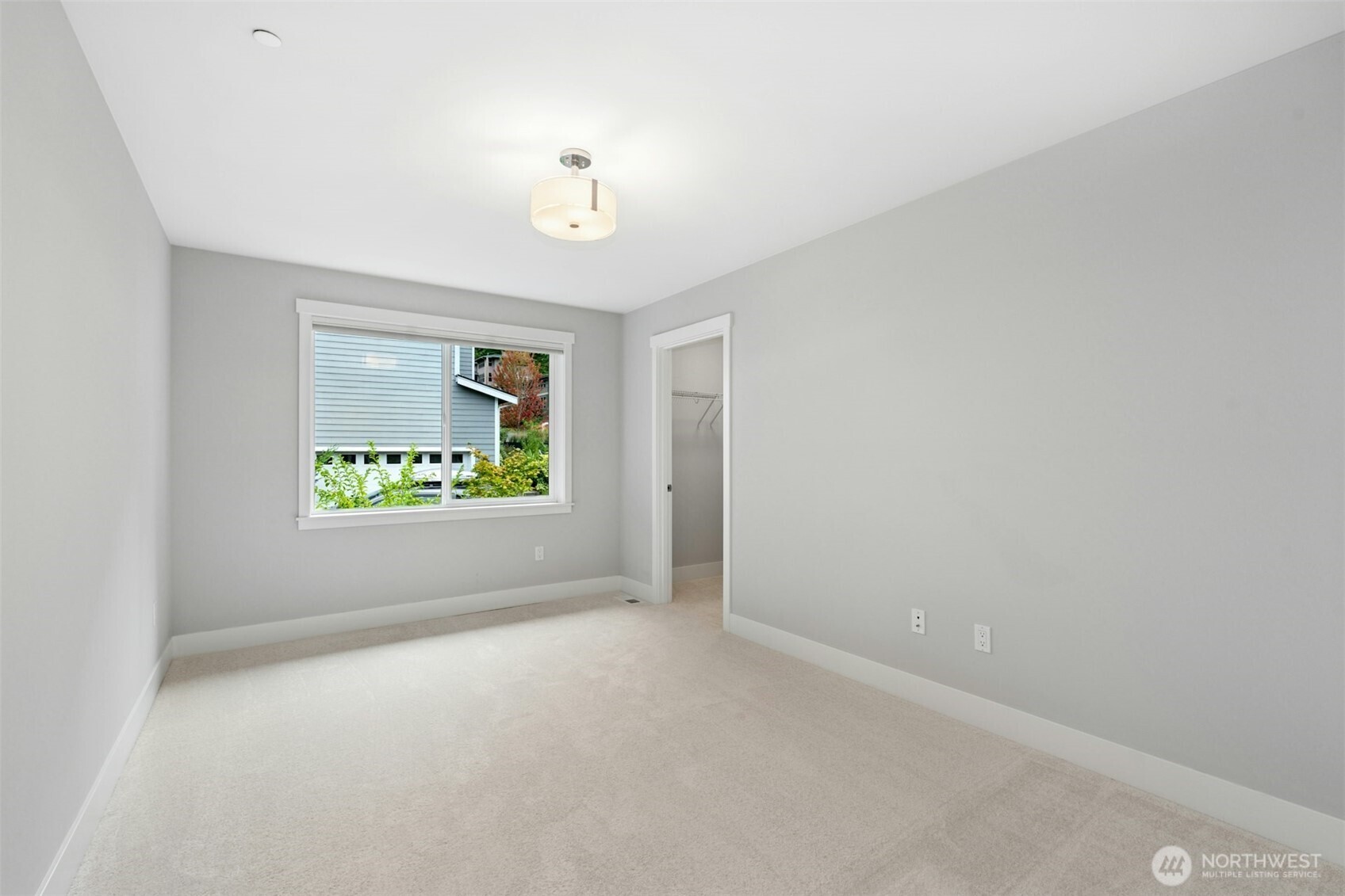 6814 Ne 129th Street Property Photo 26