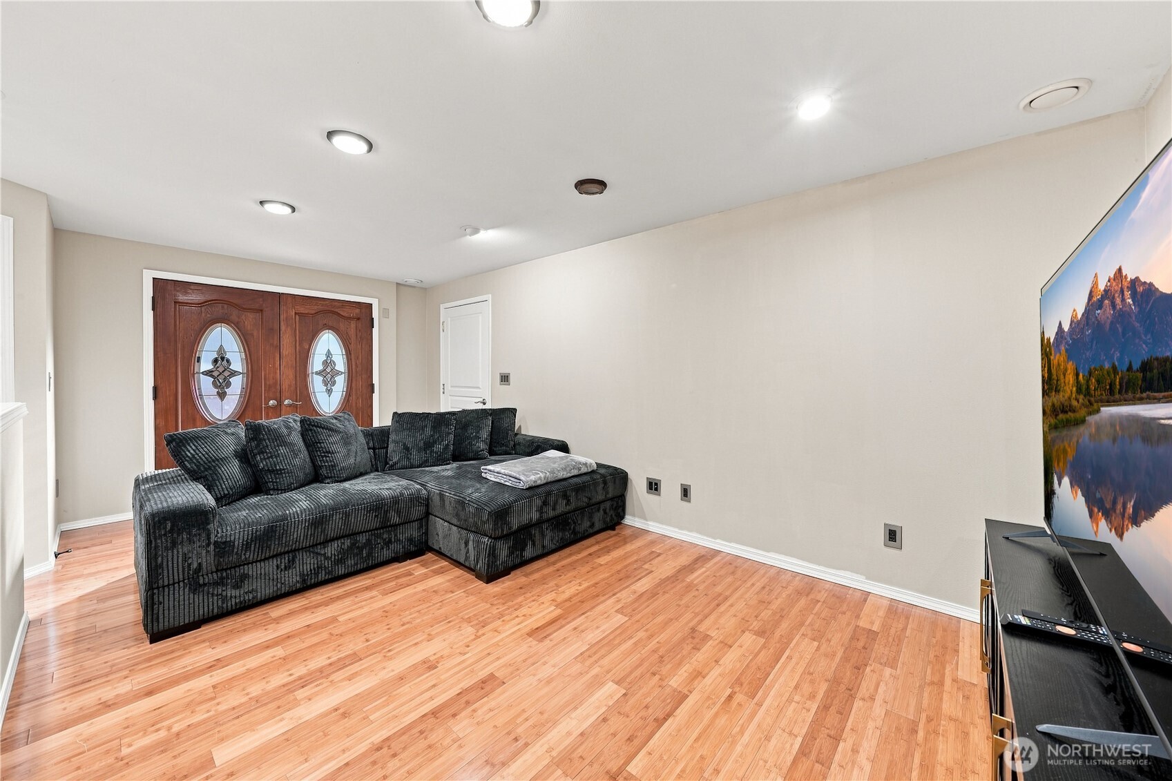 1221 85th Drive Property Photo 15