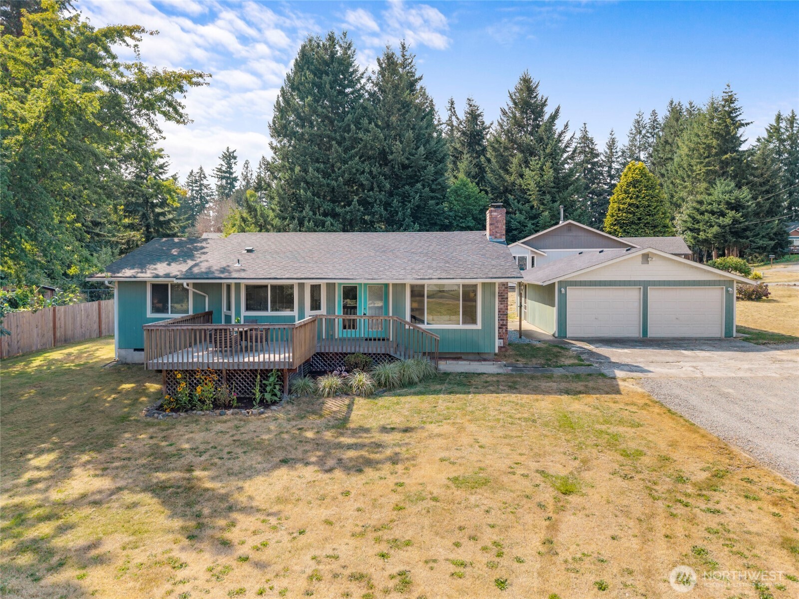 15807 Lawrence Place Property Photo 2