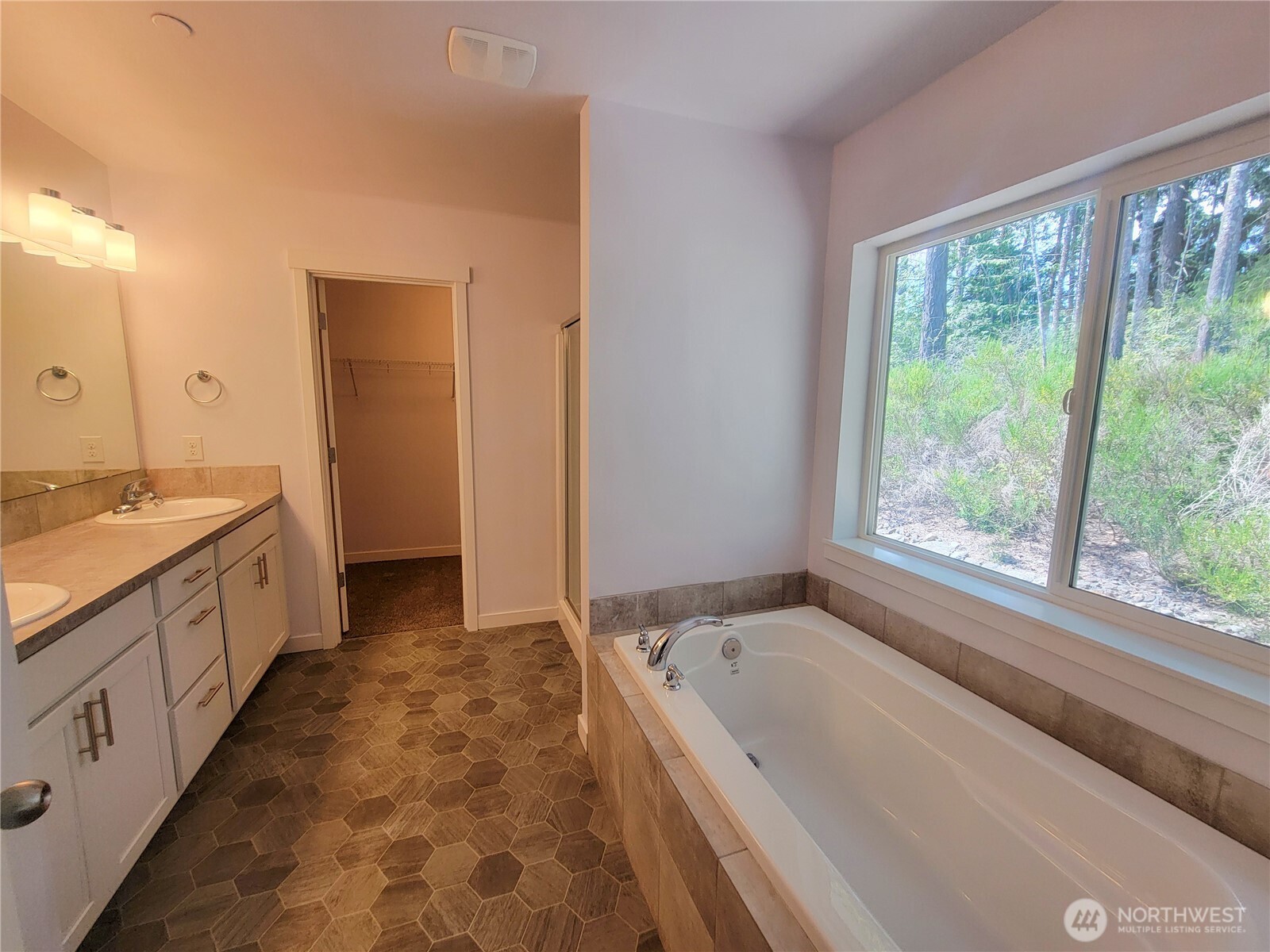 5112 Bear Paw Court Property Photo 23