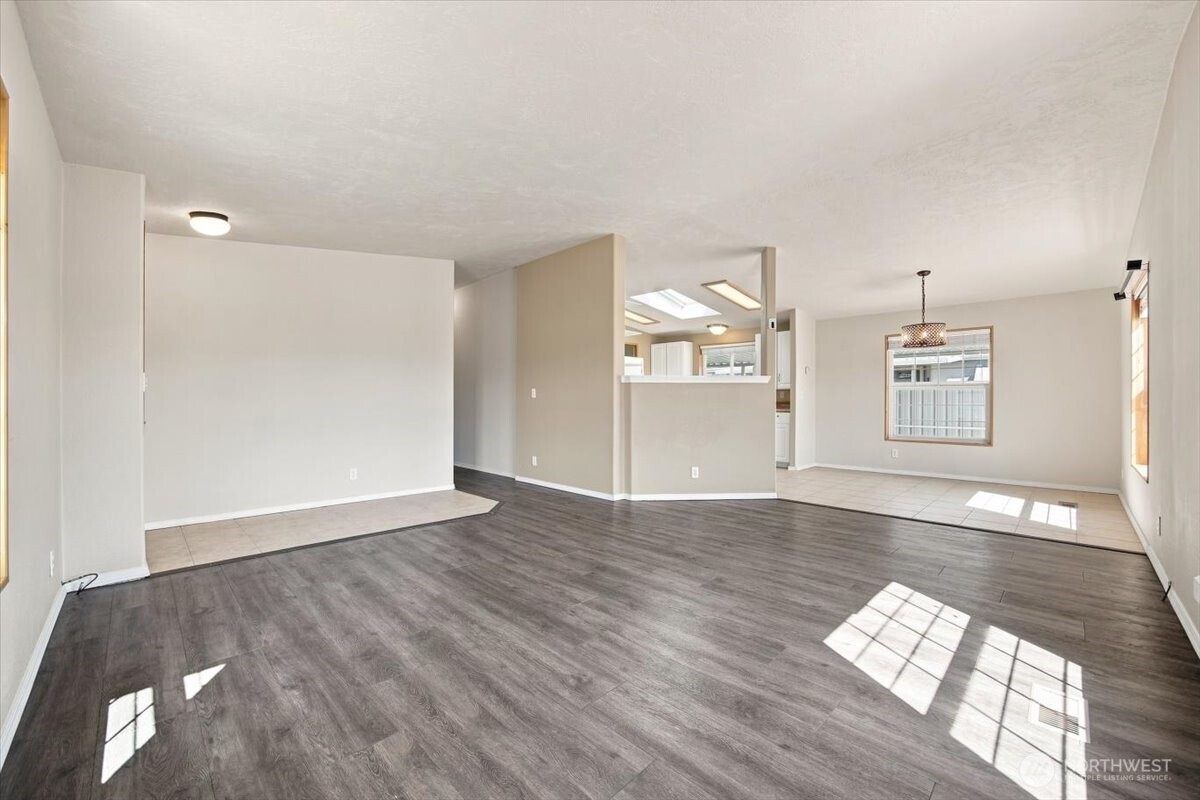 312 S Columbia Center Blvd 106 Property Photo 10