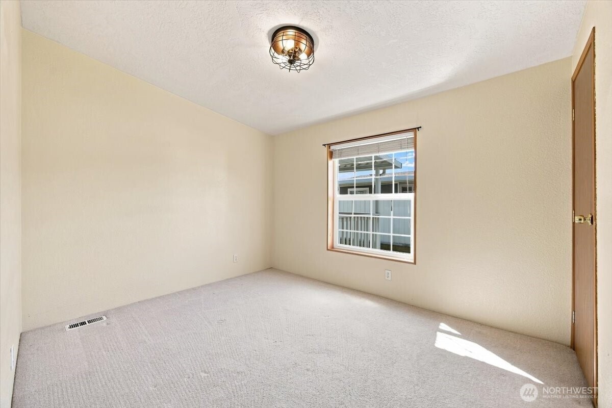 312 S Columbia Center Blvd 106 Property Photo 17