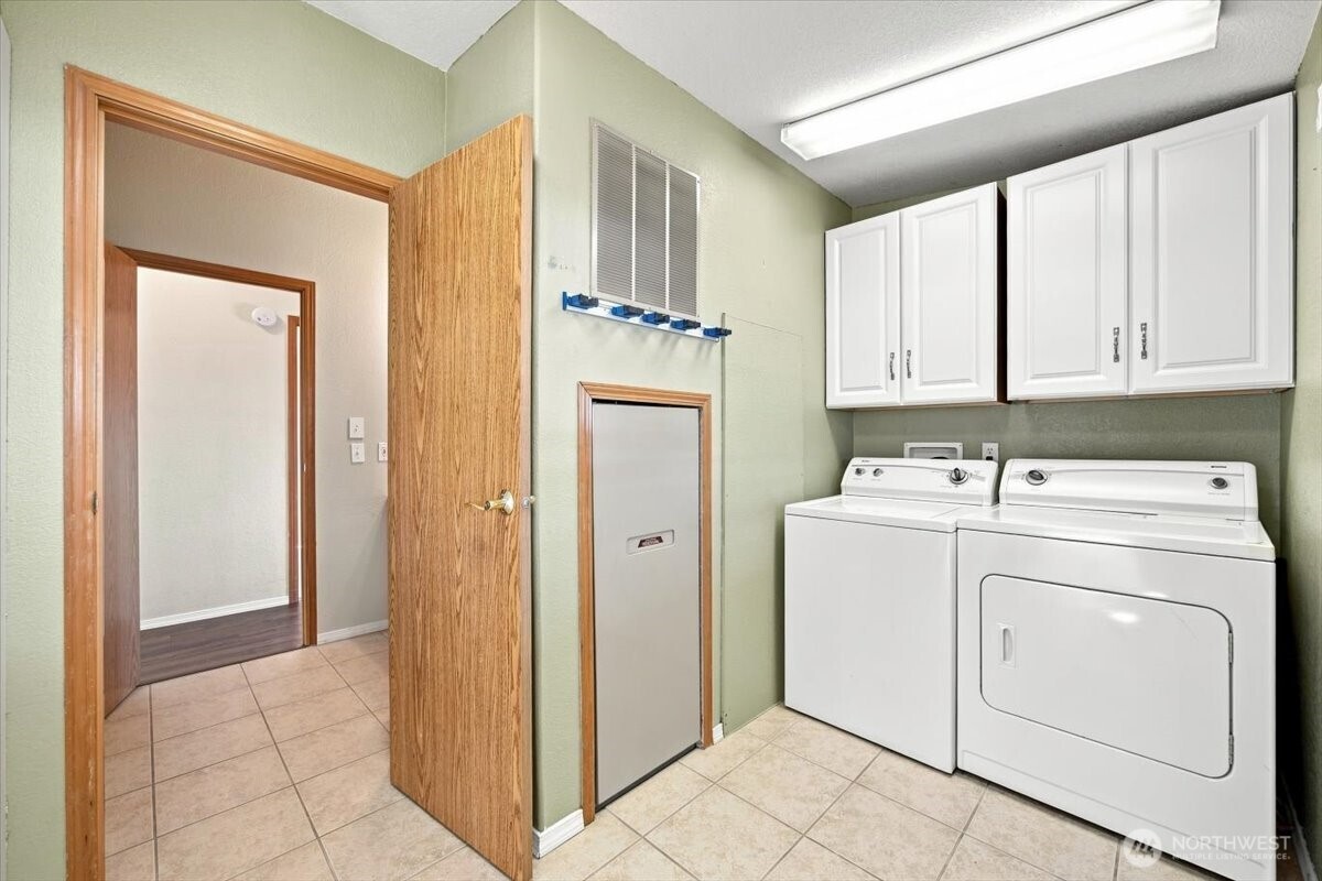 312 S Columbia Center Blvd 106 Property Photo 18