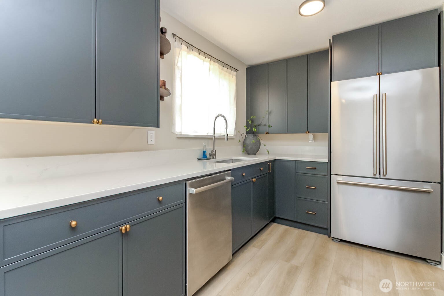 1218 140th Street Property Photo 14