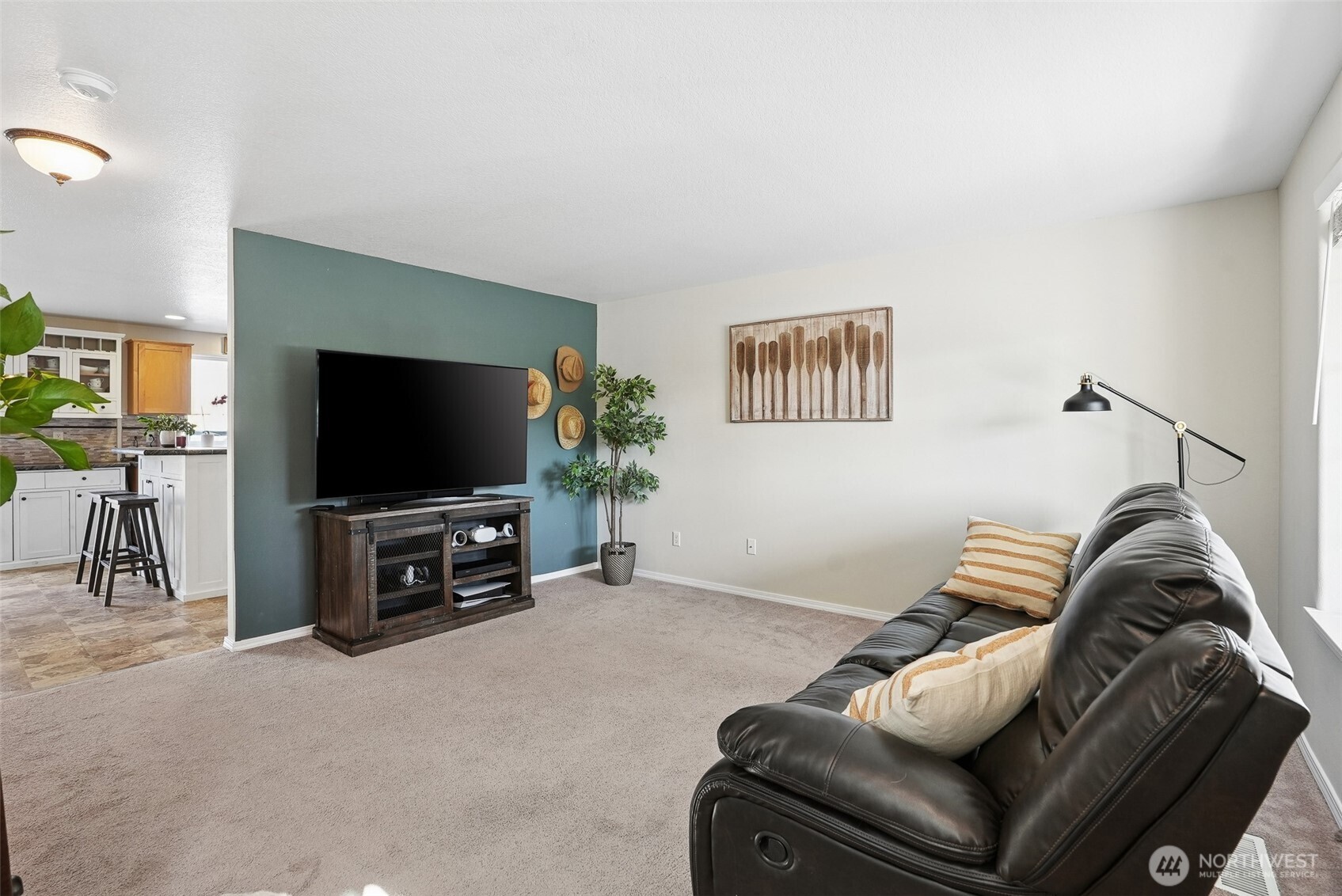1601 E 4th Way Property Photo 7