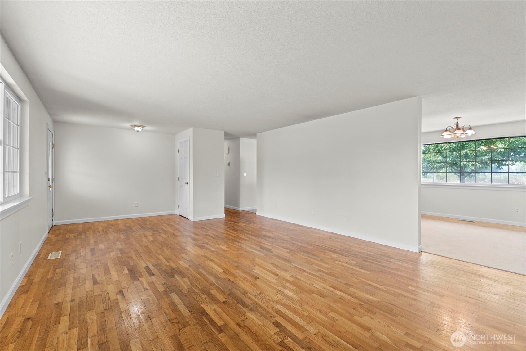 70 Sherry Avenue Property Photo 2