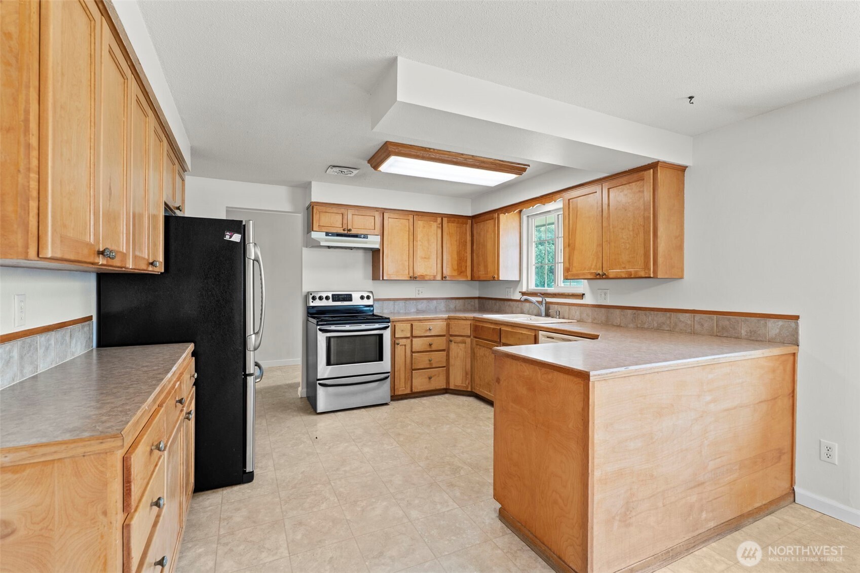 70 Sherry Avenue Property Photo 3
