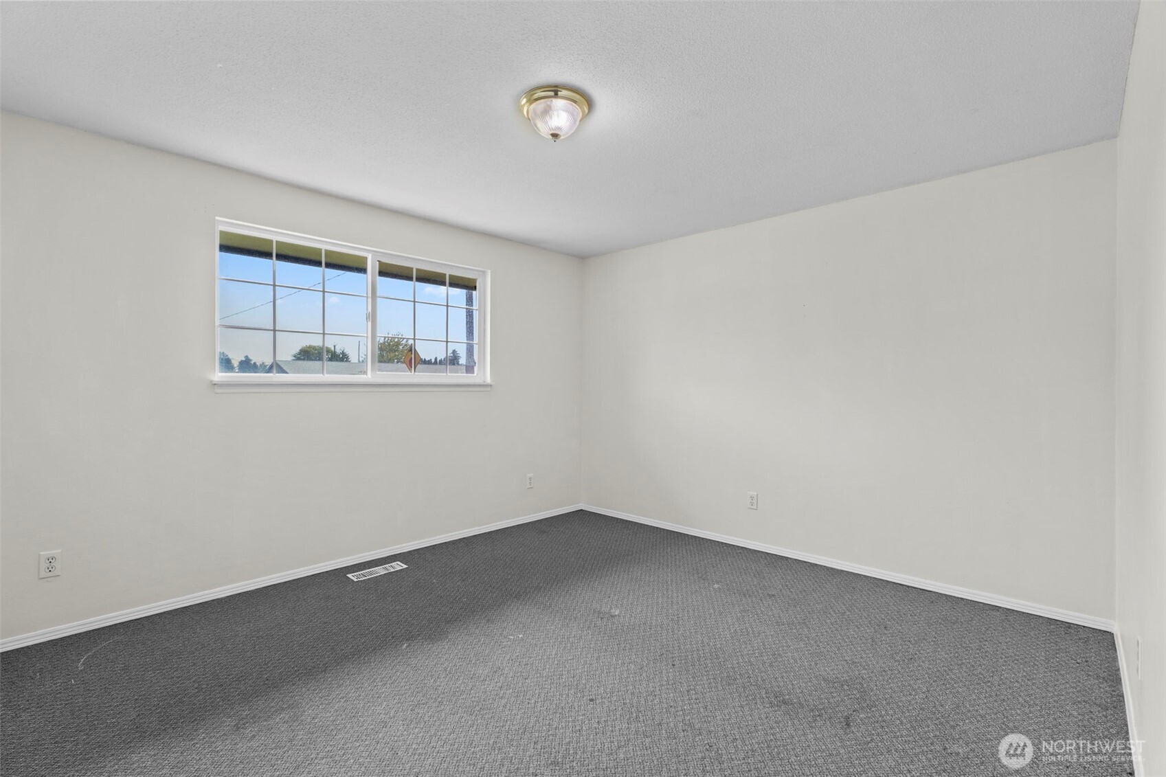 70 Sherry Avenue Property Photo 18