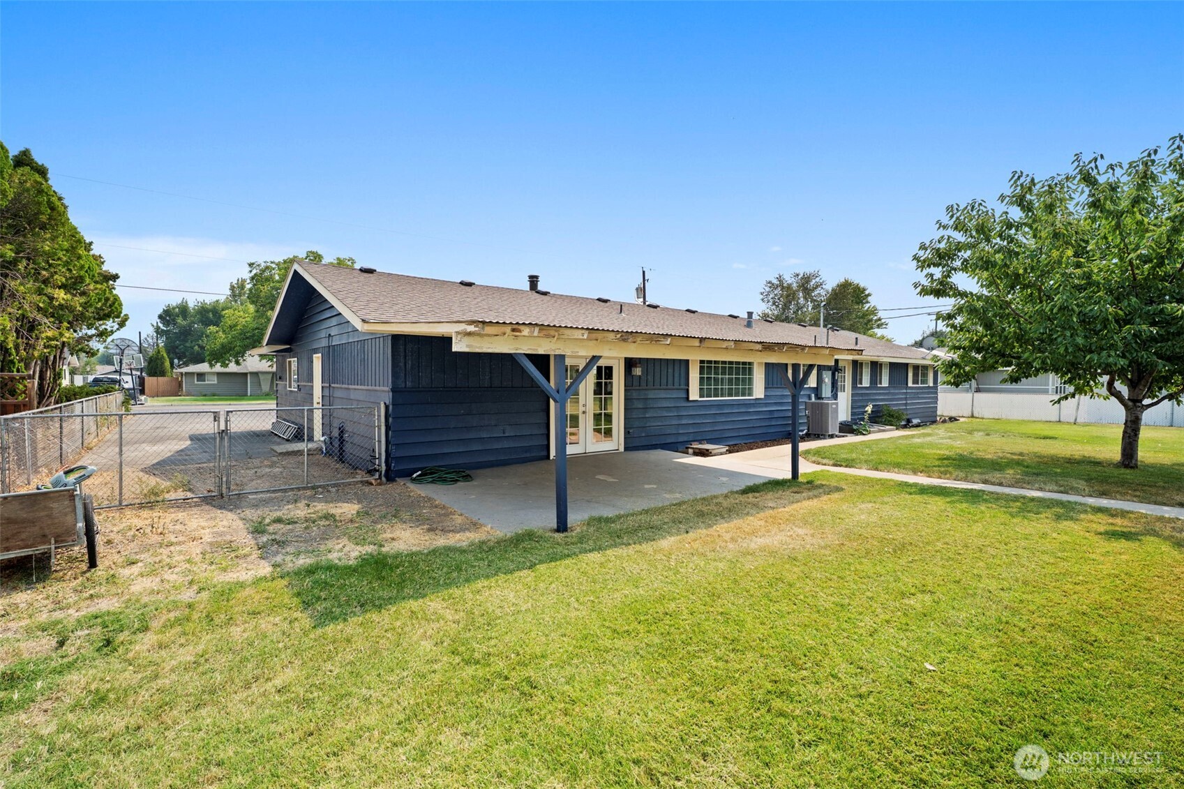 70 Sherry Avenue Property Photo 30