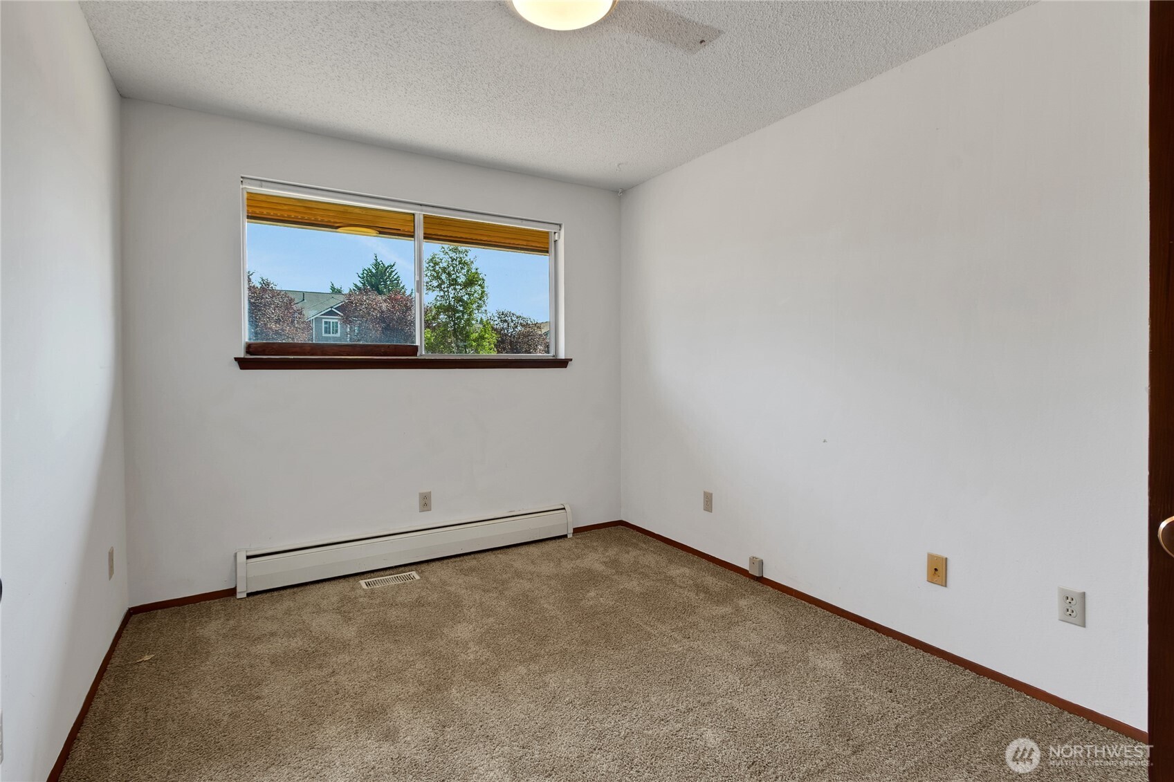 2222 176th Street Property Photo 26