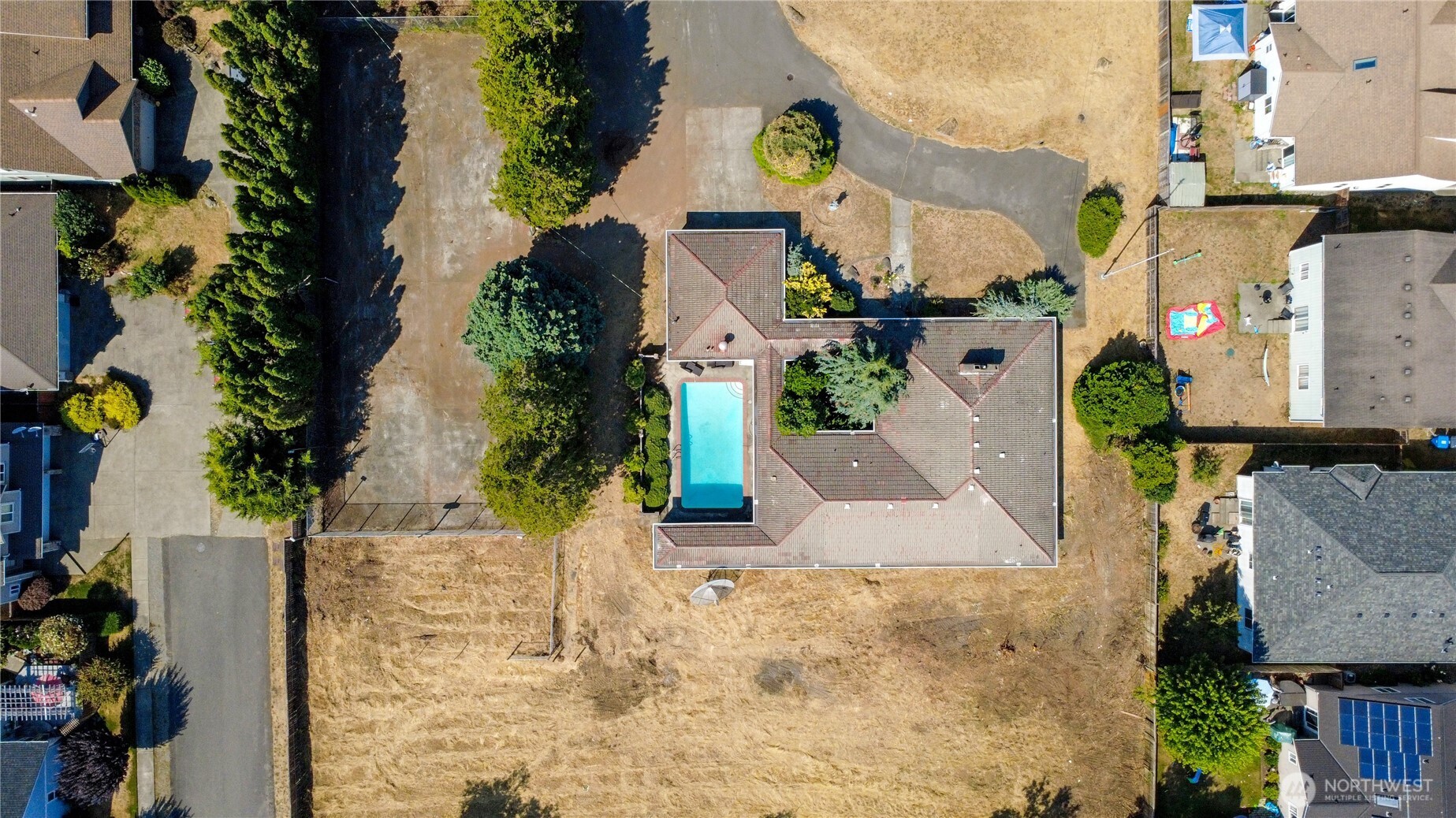 2222 176th Street Property Photo 35