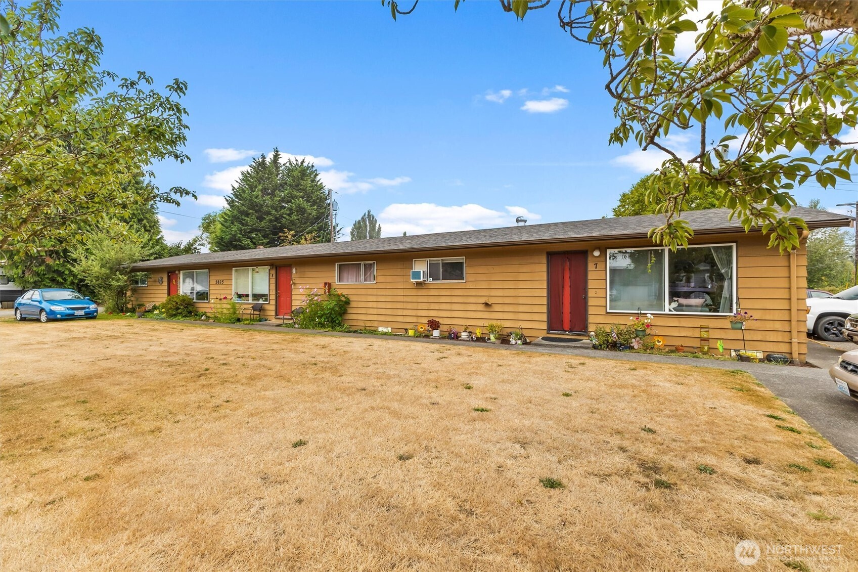 1955 Eaton Avenue Property Photo 9
