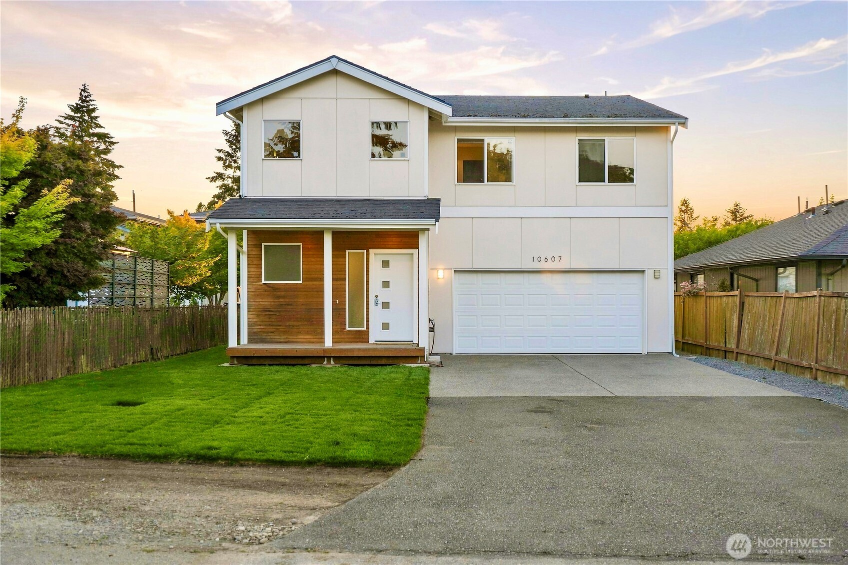 10607 2nd Place Property Photo 1