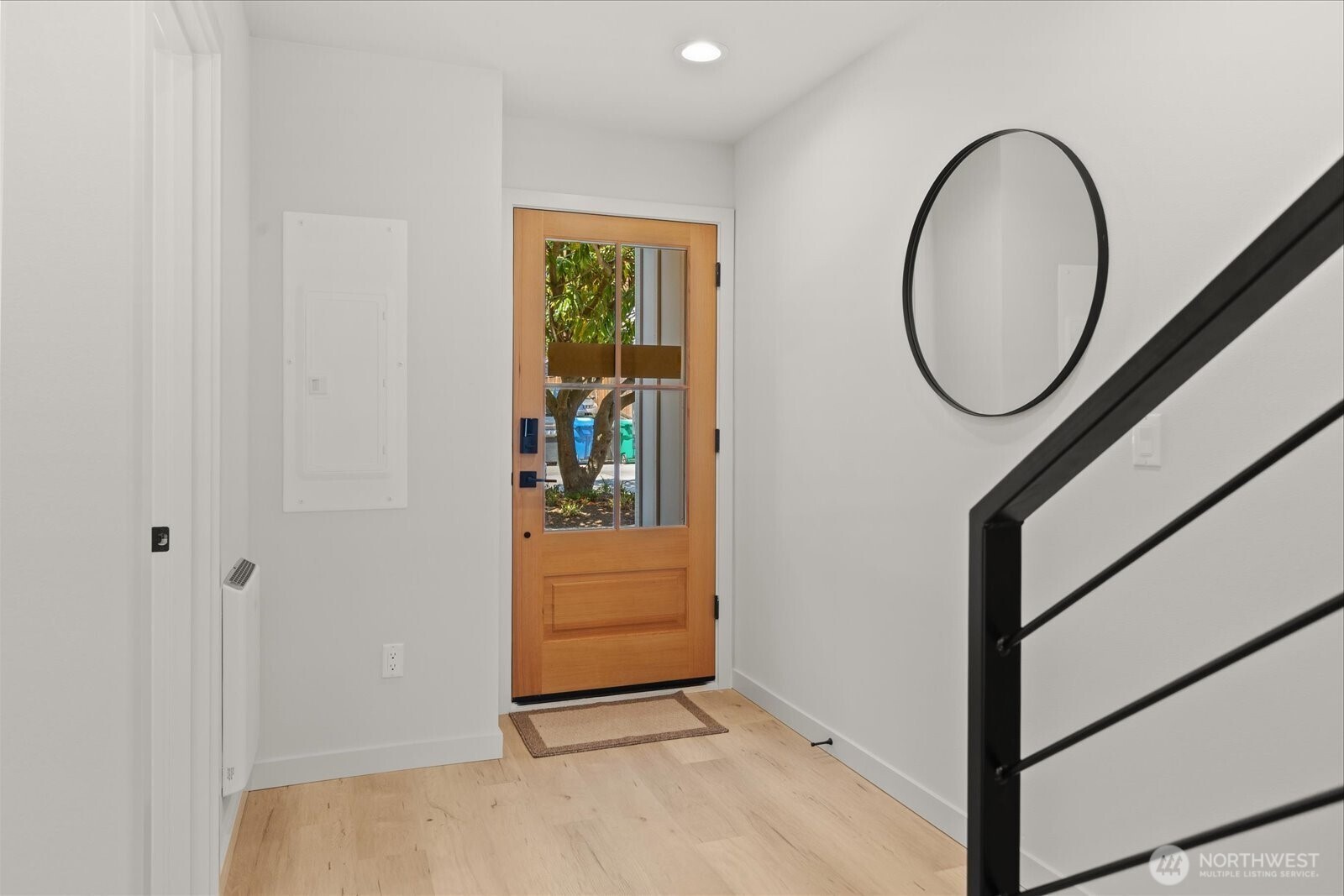 1131 B Nw 60th Street Property Photo 3