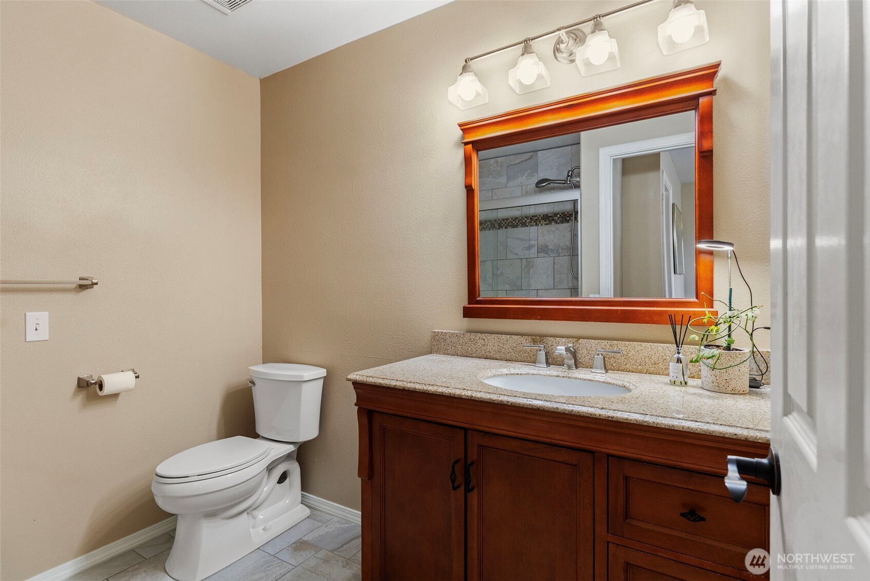 10959 Tulip Place Property Photo 18