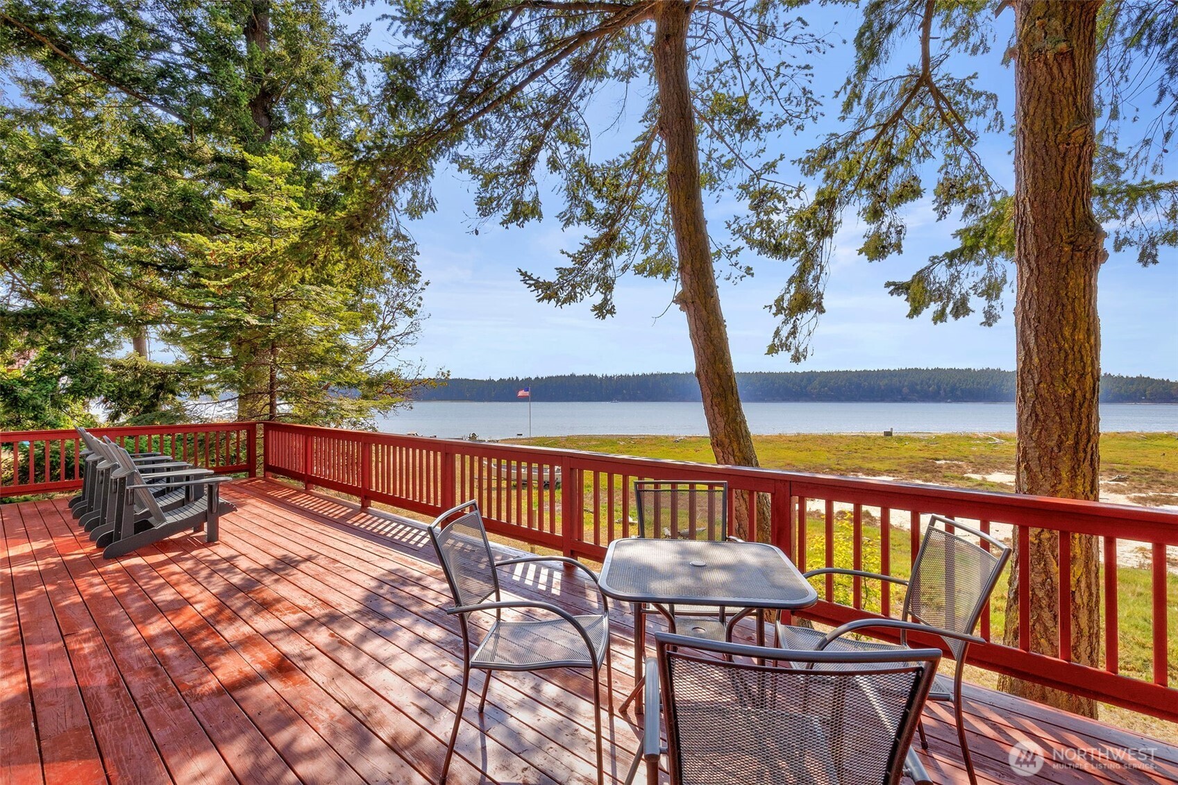 564 Mumby Road Property Photo 7